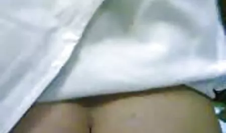 Lesbianas travieso señoras ricas desnudas