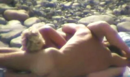 Falda recogida videos de señoras grandes y se burlan de el clítoris