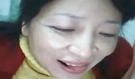 Kaede hentai y dos hombres Asiáticos señoras españolas xxx Caliente