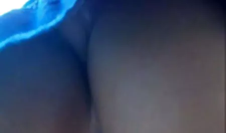 El batallón se guarda videos de señoras piernudas