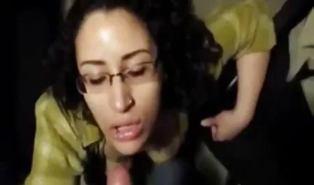 Joven estudiante disfrutando de sexo en la cama señoras hermosas culonas