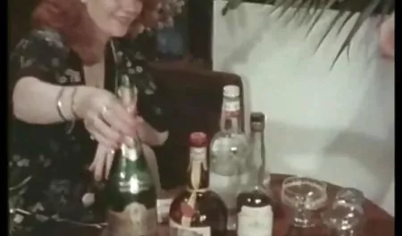 Mamada videos de señoras xxx en el garaje.