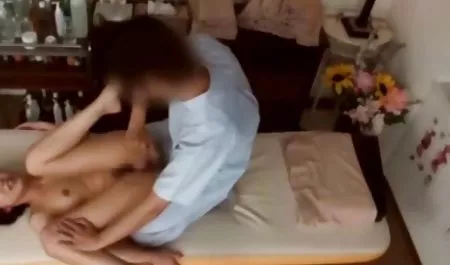 La joven madre, videos caseros de señoras desnudas hombre viejo