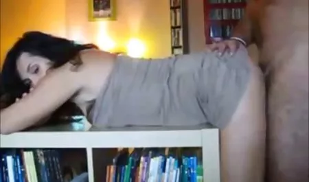Zren, masturbación con la mano, masturbación señoras peludas desnudas