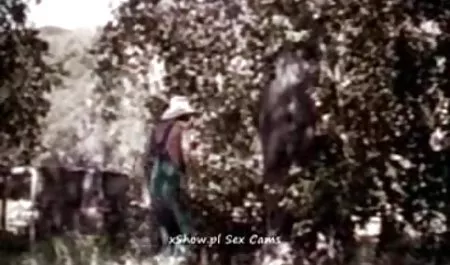 Mi amigo y yo en una búsqueda por señoras cuarentonas desnudas la gran polla grande y negro